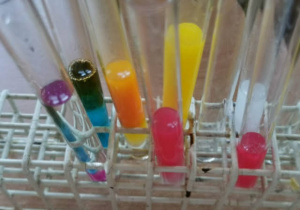Kolorowa chemia