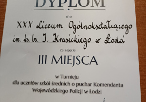 Dyplom zdobyty przez XXXLO
