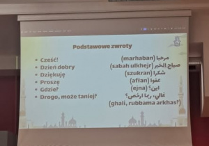 Tablica z podstawowymi zwrotami